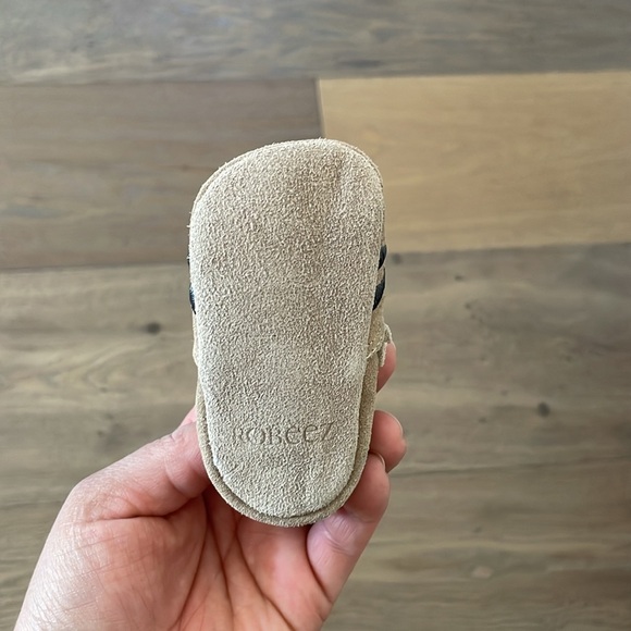Robeez First Kicks Baby Shoes Critter Fringe Suede Leather Tigers 0-3 Months - Picture 7 of 10